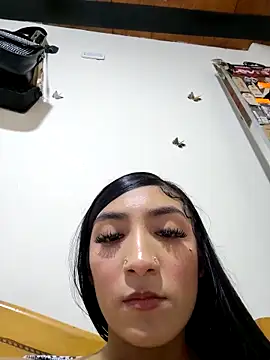 Snapshot of yvonne_1998 chatting on 31, 3, 2026 yvonne 1998 online show from 31, 3, 2026