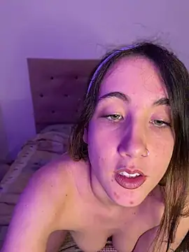 Snapshot of AlissonDavenport chatting on 6, 5, 2026 AlissonDavenport online show from 6, 5, 2026