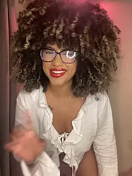 Snapshot of Kendra_curly chatting on 1, 6, 2026 Kendra curly online show from 1, 6, 2026