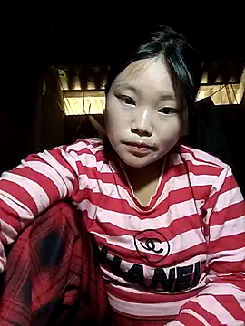 Snapshot of Snow-queen chatting on 6, 4, 2026 Snow-queen online show from 6, 4, 2026