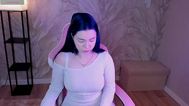 honey cherrry online show from 9, 6, 2026
