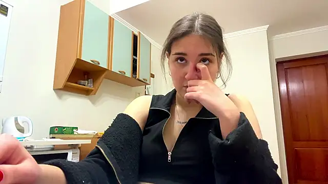 Annnna  online show from 21, 4, 2026