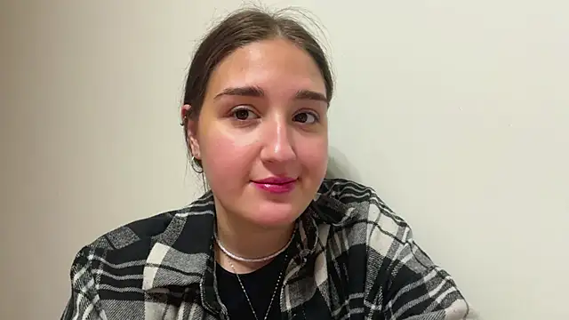 Annnna  online show from 28, 5, 2026