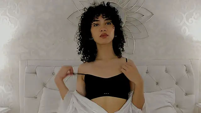 Julietta    online show from 16, 4, 2026