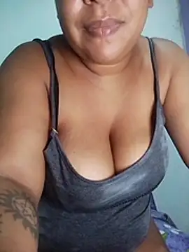 Snapshot of kimberlly25 chatting on 23, 4, 2026 kimberlly25 online show from 23, 4, 2026