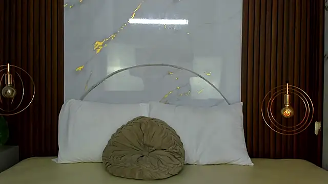 Snapshot of sussy1x_ chatting on 4, 8, 2026 sussy1x online show from 4, 8, 2026