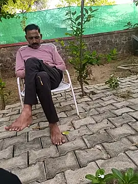 yogii20 online show from 2, 4, 2026