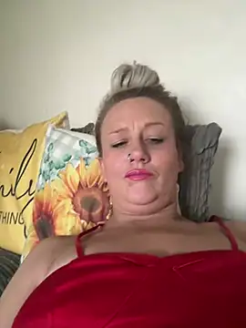 GG-Beautiful-Nightmare online show from 22, 4, 2026