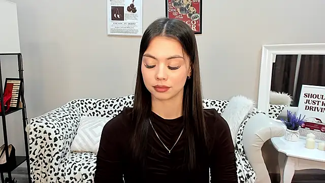 DarcyMacy online show from 3, 5, 2026