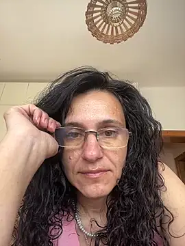 Snapshot of StellaMia263 chatting on 4, 6, 2026 StellaMia263 online show from 4, 6, 2026