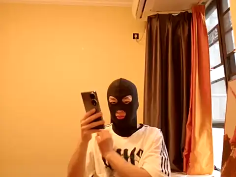 Snapshot of samouass chatting on 22, 4, 2026 samouass online show from 22, 4, 2026