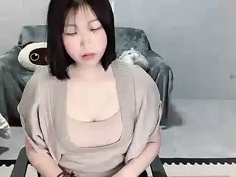 YangYang--baby online show from 11, 4, 2026