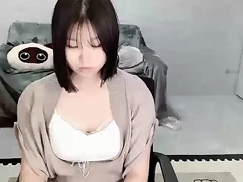 YangYang--baby online show from 13, 4, 2026