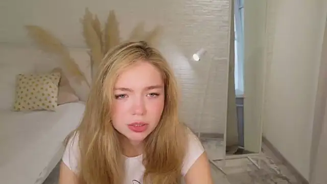 Snapshot of Rita_Shy chatting on 24, 6, 2026 Rita Shy online show from 24, 6, 2026