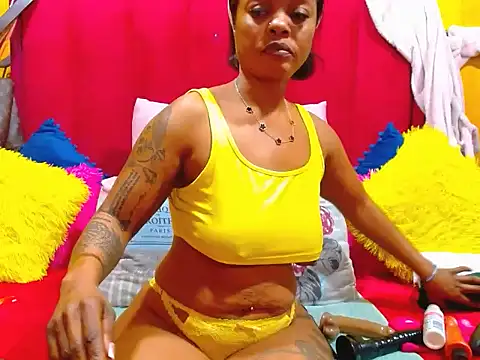 Cherrybootyofjoy86 online show from 5, 6, 2026
