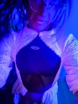 DomMONIKA online show from 22, 4, 2026