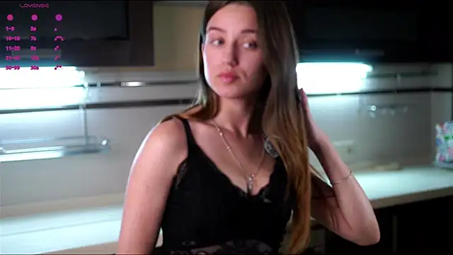 Snapshot of sinfulThea chatting on 26, 6, 2026 sinfulThea online show from 26, 6, 2026