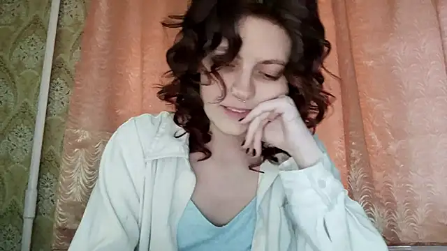 ShirleyNibbs online show from 7, 4, 2026