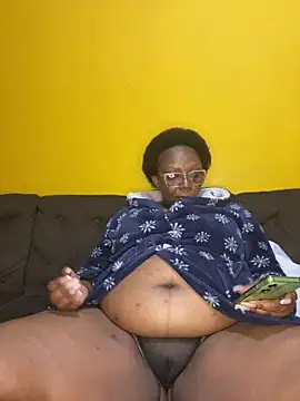 BoobsQueeen online show from 28, 6, 2026