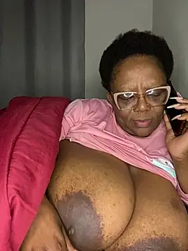 BoobsQueeen online show from 21, 7, 2026