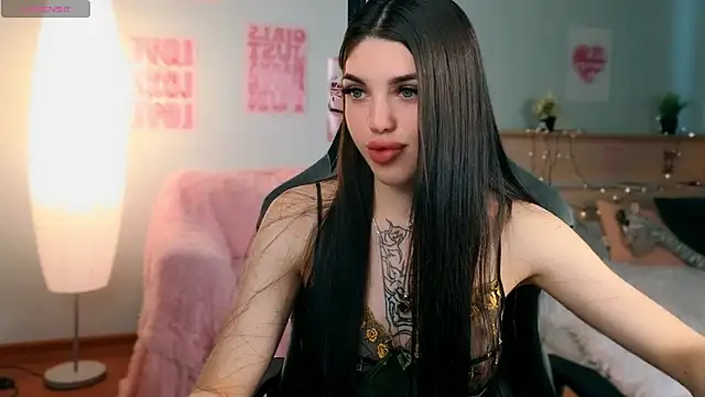 Snapshot of molly_rettyy chatting on 19, 5, 2026 molly rettyy online show from 19, 5, 2026