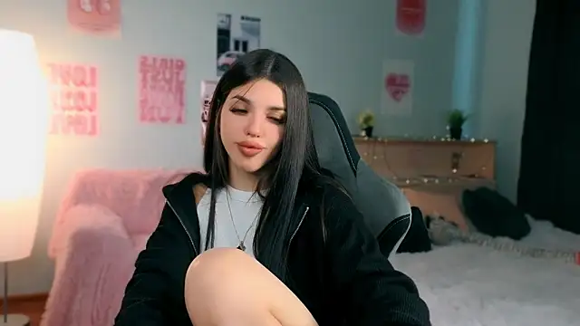 Snapshot of molly_rettyy chatting on 31, 5, 2026 molly rettyy online show from 31, 5, 2026