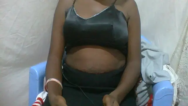 Snapshot of petite46 chatting on 5, 7, 2026 petite46 online show from 5, 7, 2026