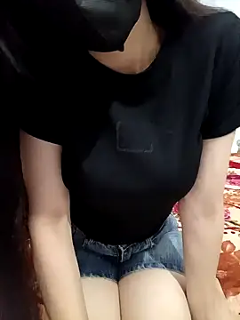 Snapshot of Anna_Lovelly chatting on 12, 4, 2026 Anna Lovelly online show from 12, 4, 2026