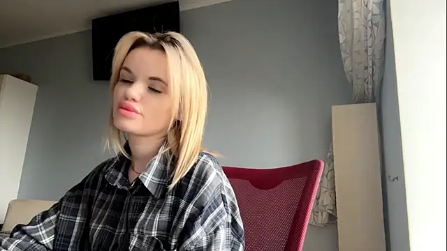 Snapshot of NikaFoster chatting on 2, 4, 2026 NikaFoster online show from 2, 4, 2026