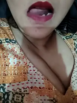 Snapshot of ZOYA_KHAN-123 chatting on 15, 4, 2026 ZOYA KHAN-123 online show from 15, 4, 2026