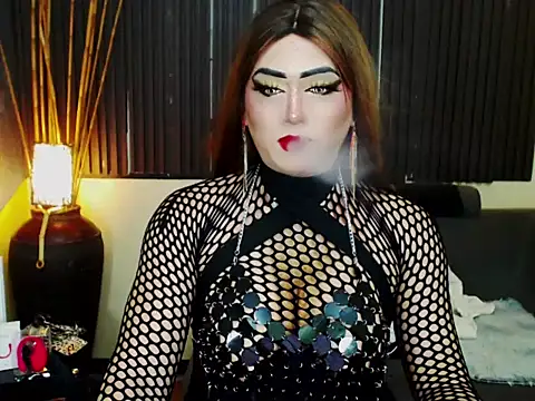 HugexMsLovelyxCock online show from 27, 5, 2026