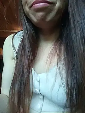 Snapshot of Vily-lonely chatting on 6, 7, 2026 Vily-lonely online show from 6, 7, 2026