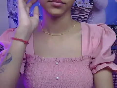 Snapshot of bold-manvi chatting on 28, 4, 2026 bold-manvi online show from 28, 4, 2026