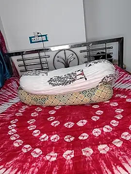CamGirl Neha online show from 29, 5, 2026