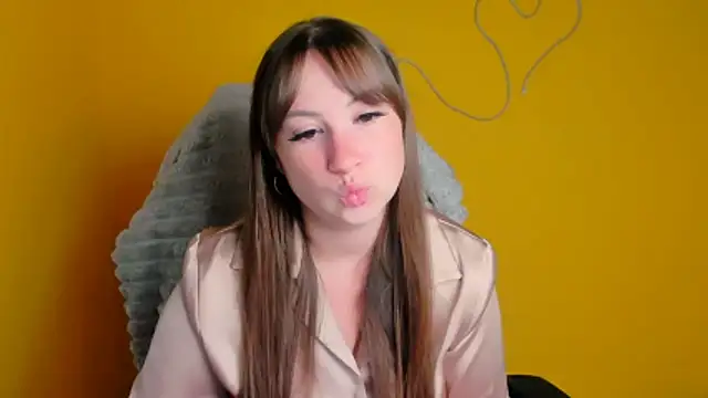 Snapshot of Tiffani_Angel chatting on 19, 6, 2026 Tiffani Angel online show from 19, 6, 2026