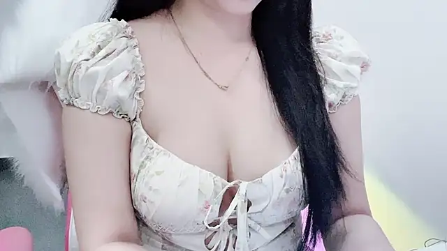Snapshot of Annie_nii chatting on 10, 6, 2026 Annie nii online show from 10, 6, 2026