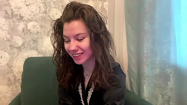 Snapshot of SelenaKiss_ chatting on 13, 5, 2026 SelenaKiss online show from 13, 5, 2026