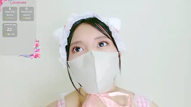Snapshot of MISOSIRURICE chatting on 28, 4, 2026 MISOSIRURICE online show from 28, 4, 2026
