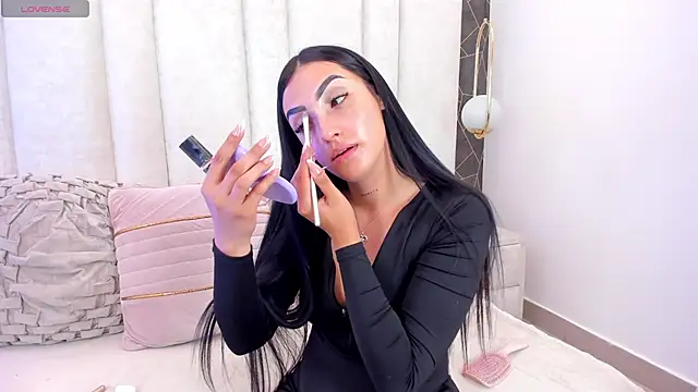 Snapshot of isabellajons chatting on 3, 4, 2026 isabellajons online show from 3, 4, 2026