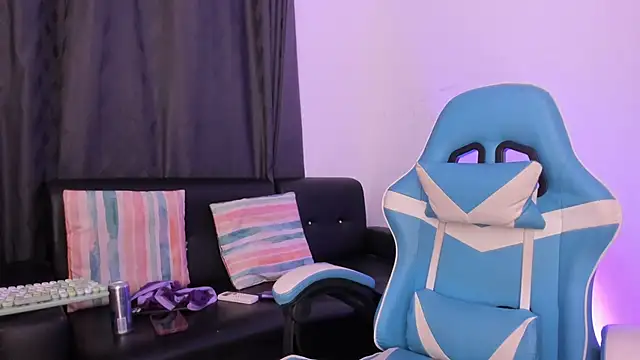 Sunny Page online show from 10, 4, 2026