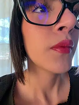 Snapshot of SeleneHale chatting on 10, 7, 2026 SeleneHale online show from 10, 7, 2026