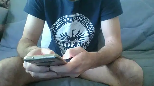 Snapshot of Valmont3340 chatting on 7, 5, 2026 Valmont3340 online show from 7, 5, 2026