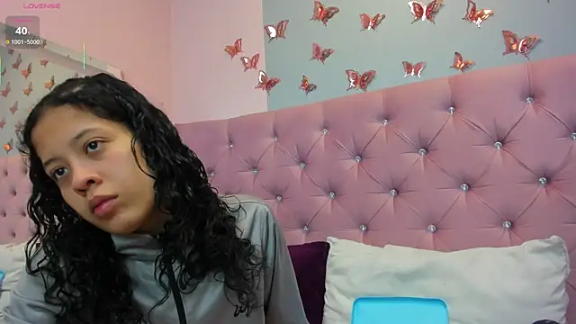 Snapshot of Kaira_luxury chatting on 15, 6, 2026 Kaira luxury online show from 15, 6, 2026
