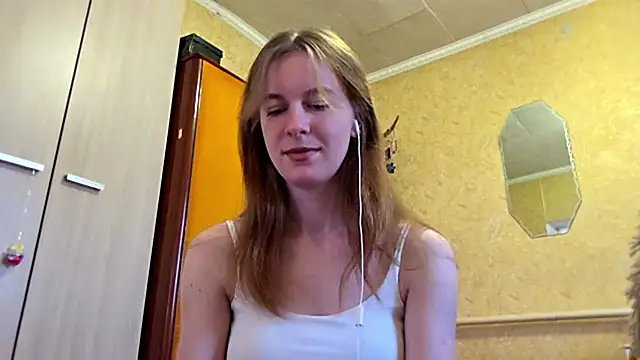 DonnaKuc online show from 25, 4, 2026