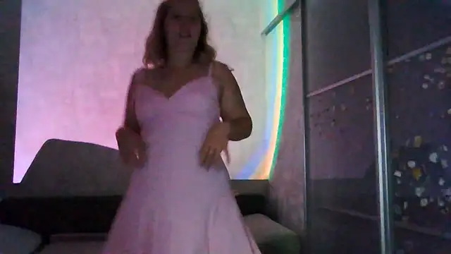 Snapshot of TinaKittyX chatting on 28, 7, 2026 TinaKittyX online show from 28, 7, 2026
