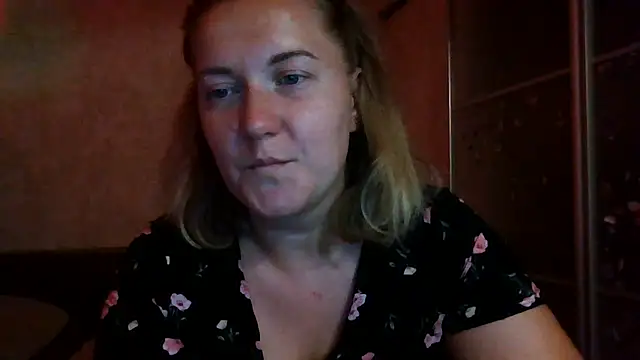 Snapshot of TinaKittyX chatting on 8, 8, 2026 TinaKittyX online show from 8, 8, 2026