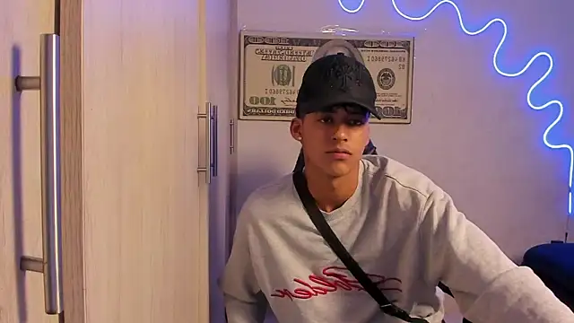 dante martinez online show from 24, 4, 2026