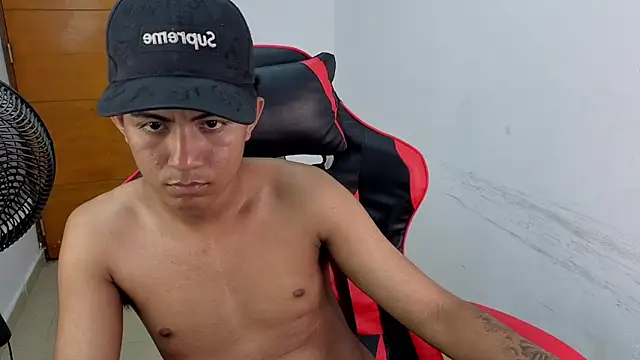 Snapshot of darknigthx chatting on 13, 4, 2026 darknigthx online show from 13, 4, 2026