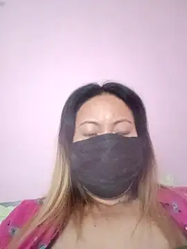 Bristy BigBoobs online show from 28, 4, 2026