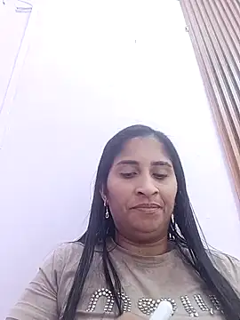 SofiaMendez1  online show from 15, 4, 2026